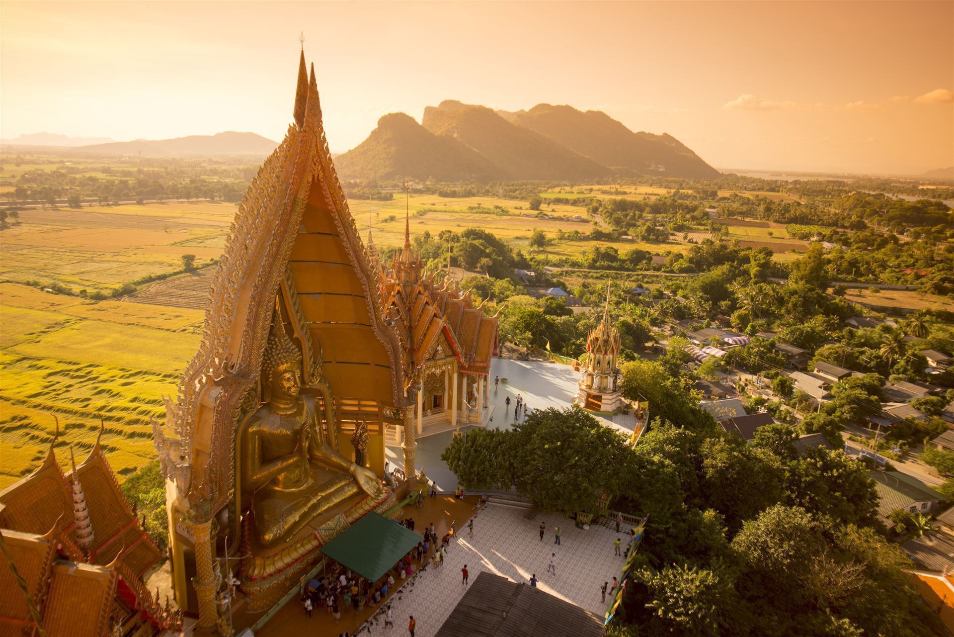 Wat Tham Sua