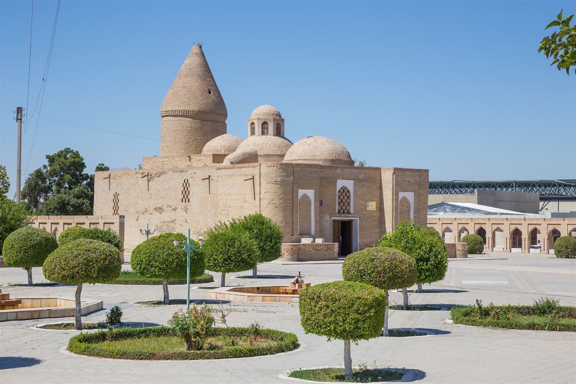 Chashmai-Ayyub-Mausoleum