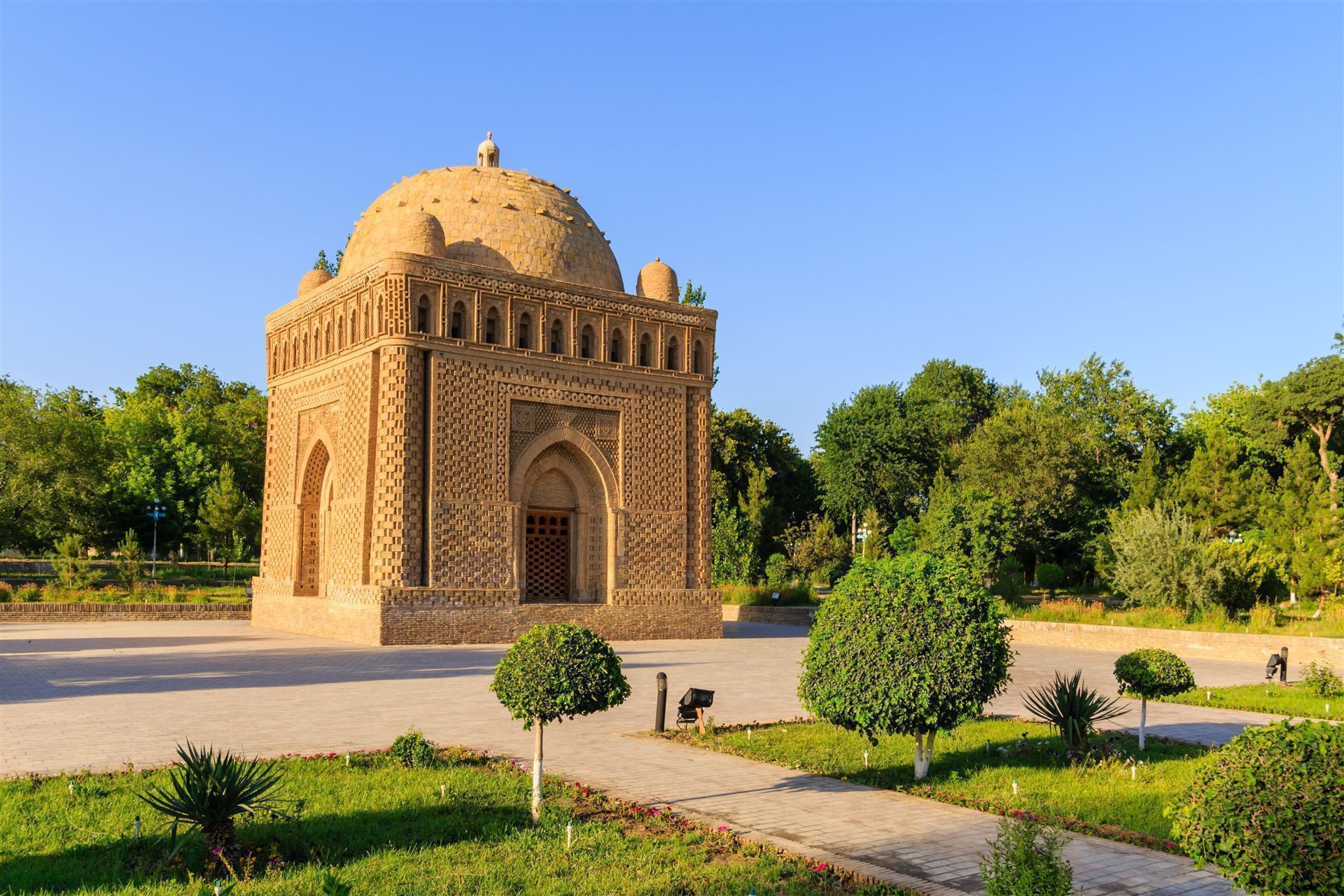 Park mit Samanid Mausoleum