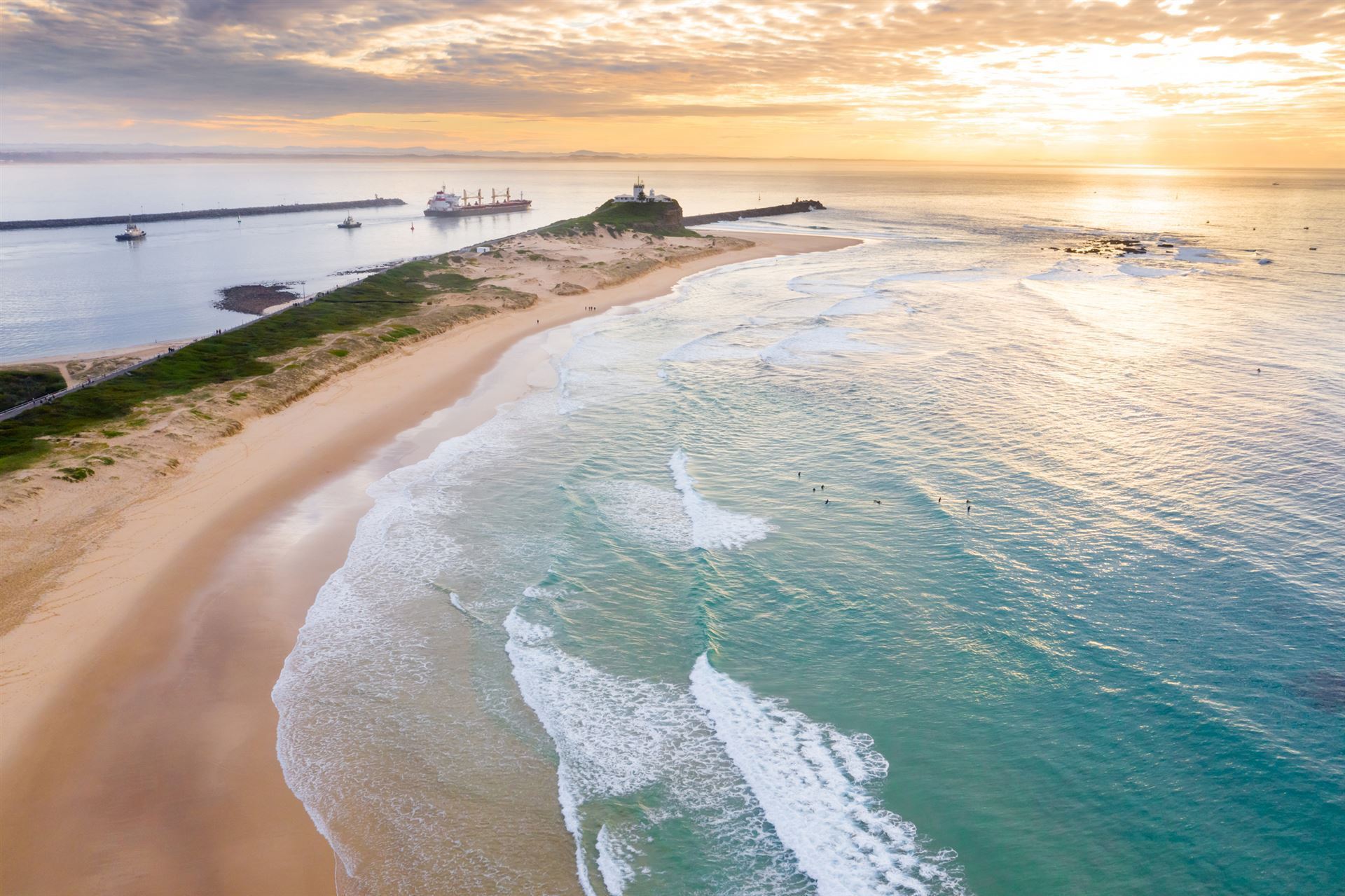 Nobbys Beach