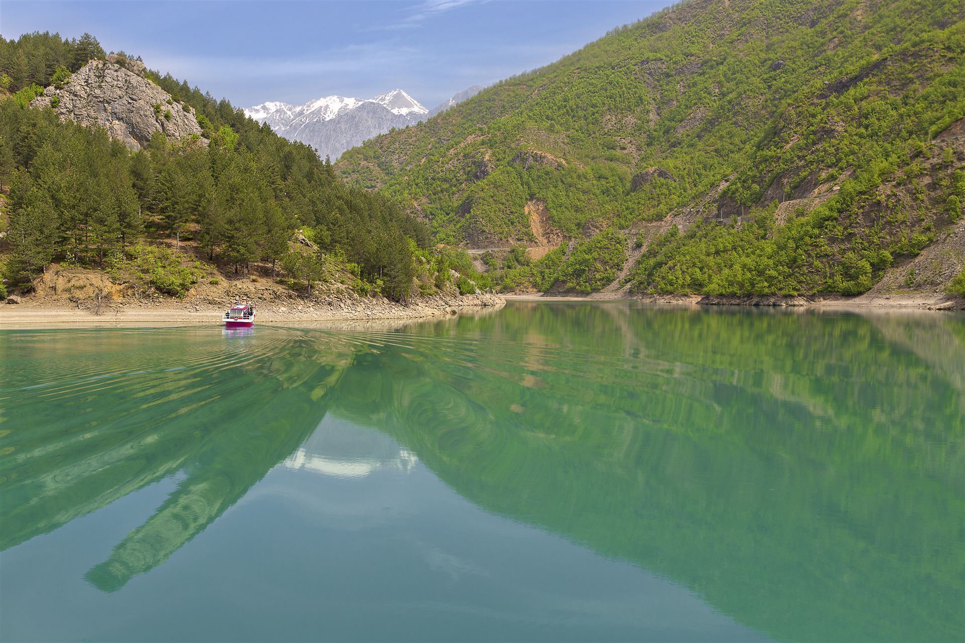 Valbone mit Koman Stausee