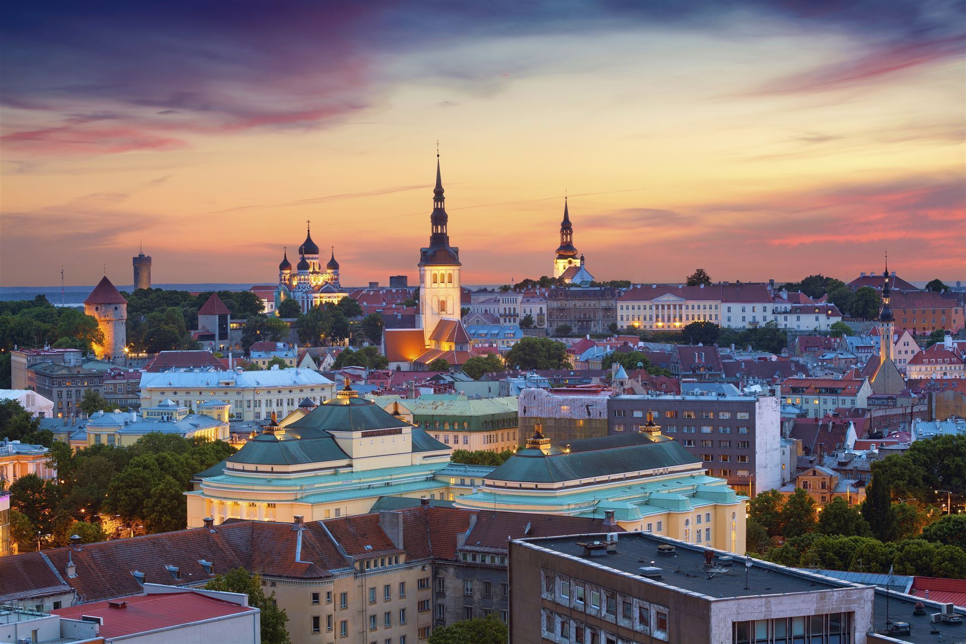 Estland Tallinn bei Nacht