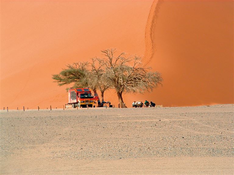 Wüste, Felsmalereien und Victoriafälle © by DIAMIR Erlebnisreisen GmbH