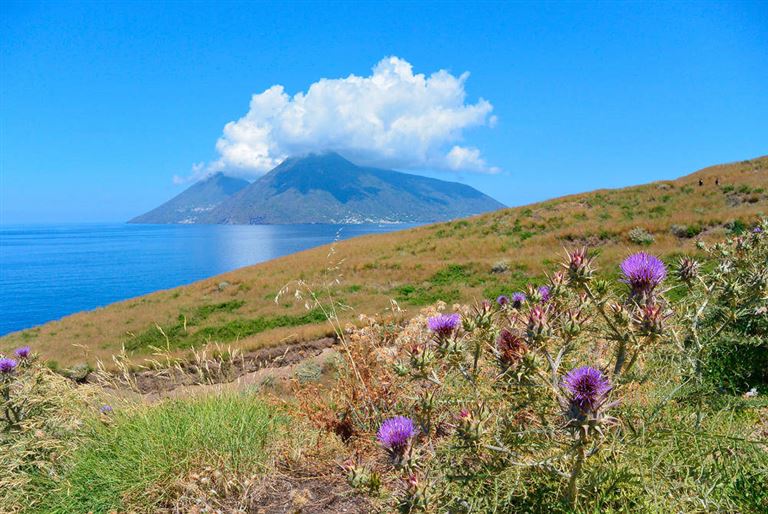 Flexibel wandern auf den Liparischen Inseln © by Wikinger Reisen GmbH
