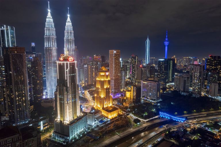 Stadtkontraste & Trauminsel Malaysia ©ZAIRIAZMAL/adobestock