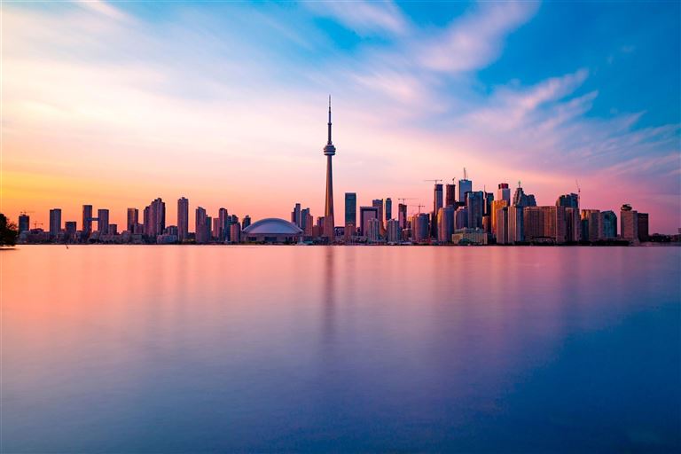 Von pulsierenden Städten zu Naturwundern © by Berge & Meer Touristik GmbH