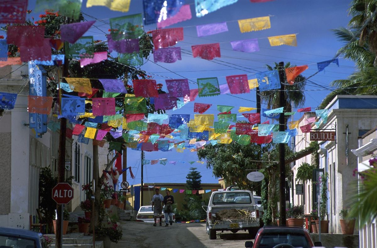 Straßenszene in Todos Santos auf der Baja