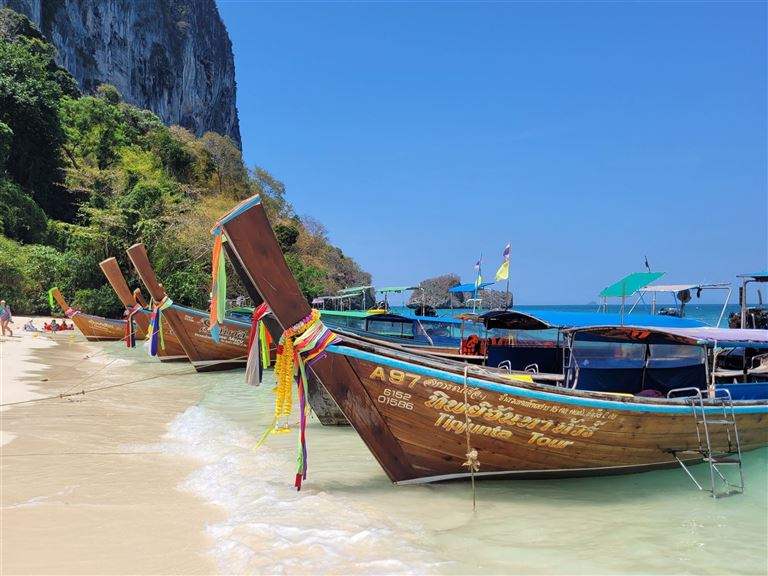 Inselhüpfen & Großstadtflair  © by DIAMIR Erlebnisreisen GmbH