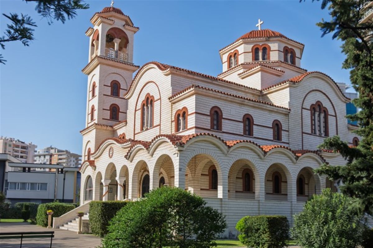 Albanien