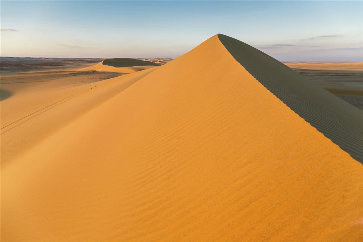 Sanddüne in der Wüste bei Fayoum