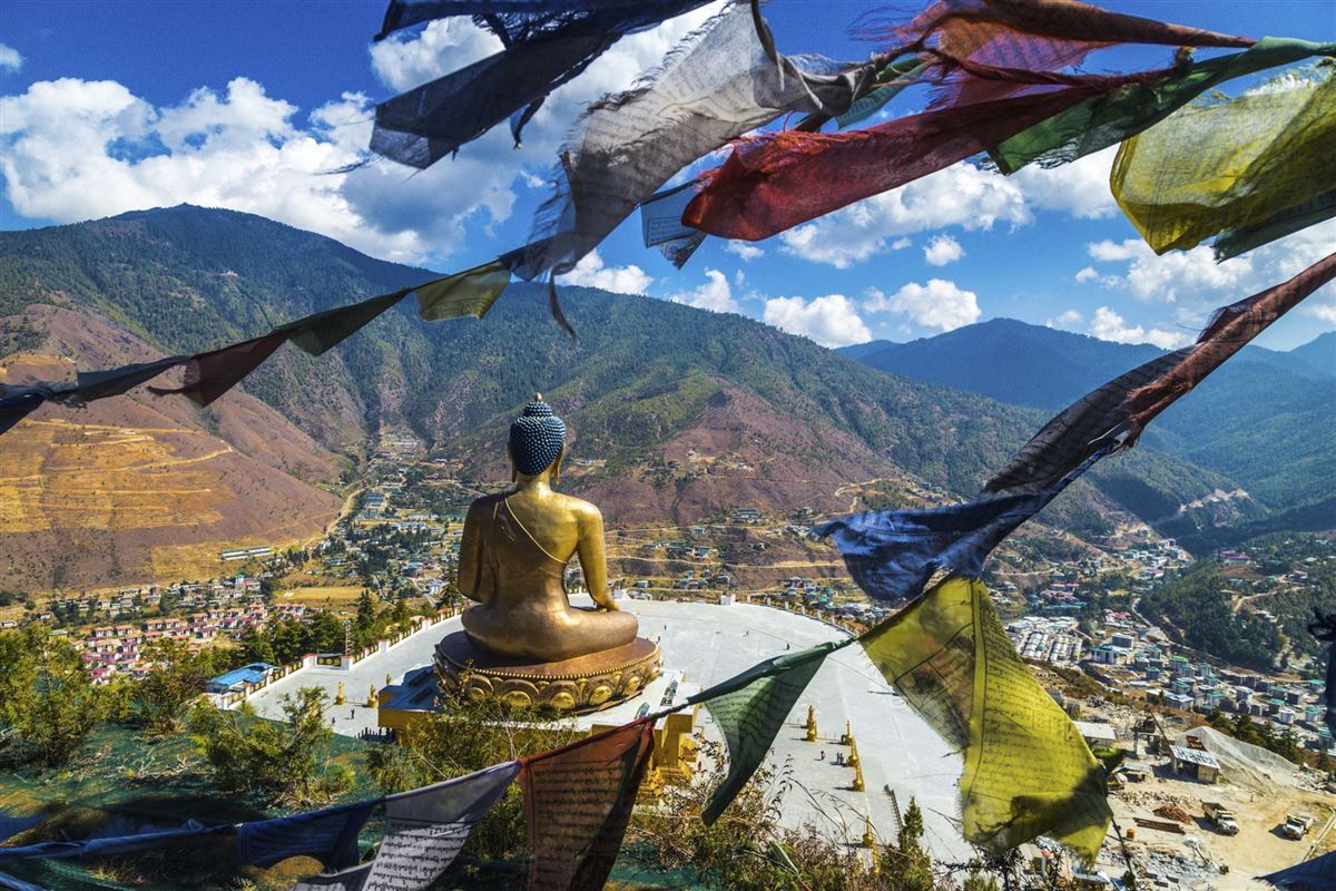 Goldene Buddha-Statue in Bhutan