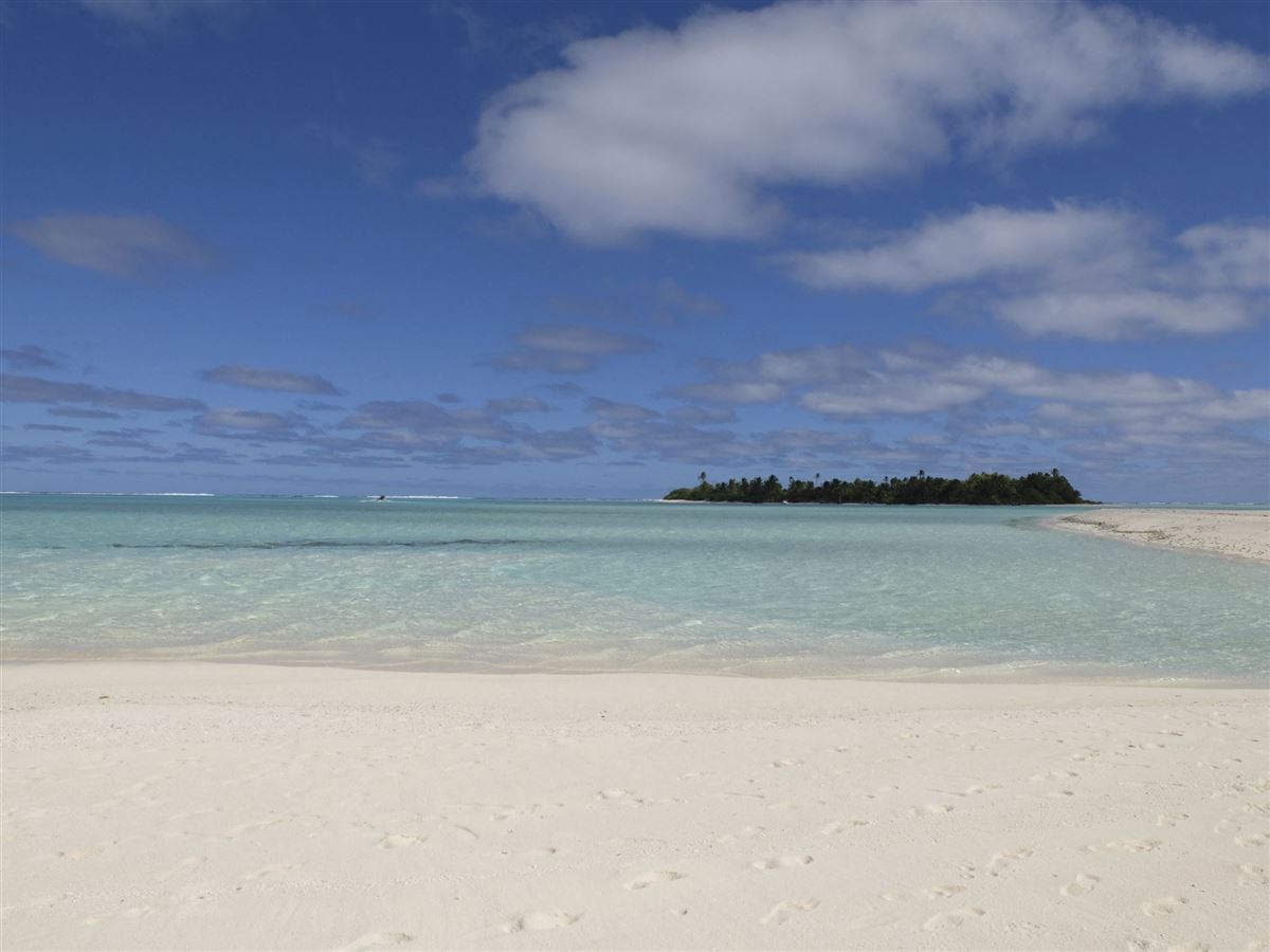 Idyllische Atoll-Landschaft von Aitutaki