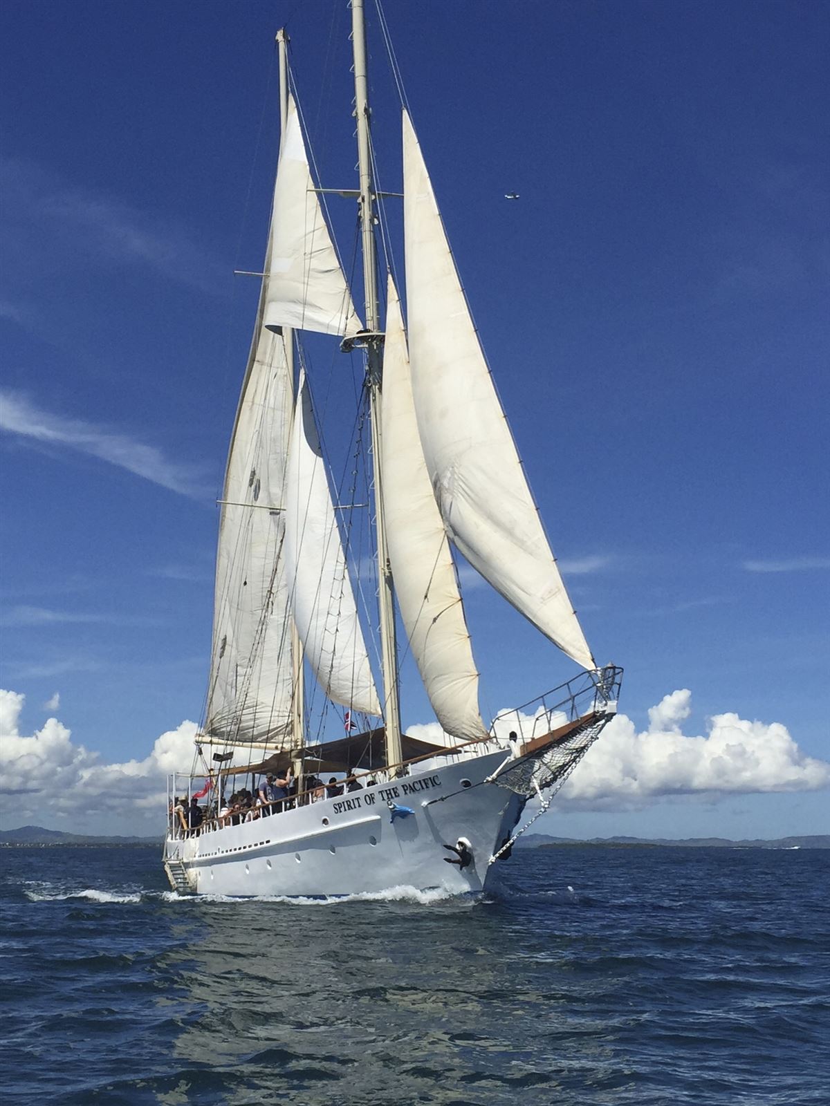 "Spirit of the Pacific", Fiji