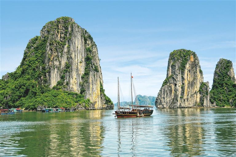 Zwischen Drachen, Tempeln und Tradition © by Berge & Meer Touristik GmbH