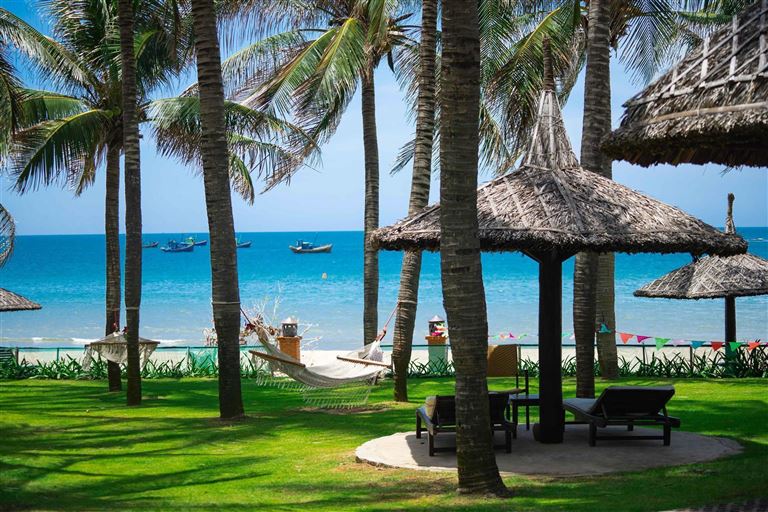 Zwischen Drachen, Tempeln und Tradition © by Berge & Meer Touristik GmbH