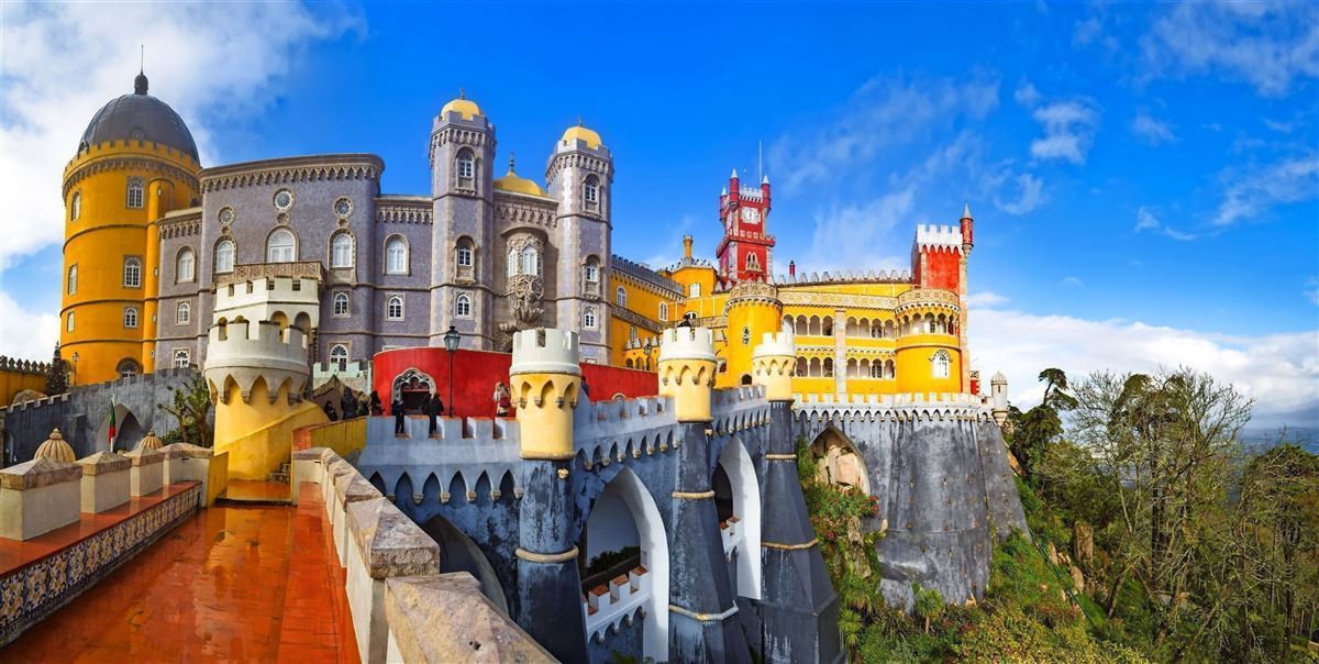 Ansicht von Palace da Pena - Sintra, Lissabon, Portugal - Europäische Reise