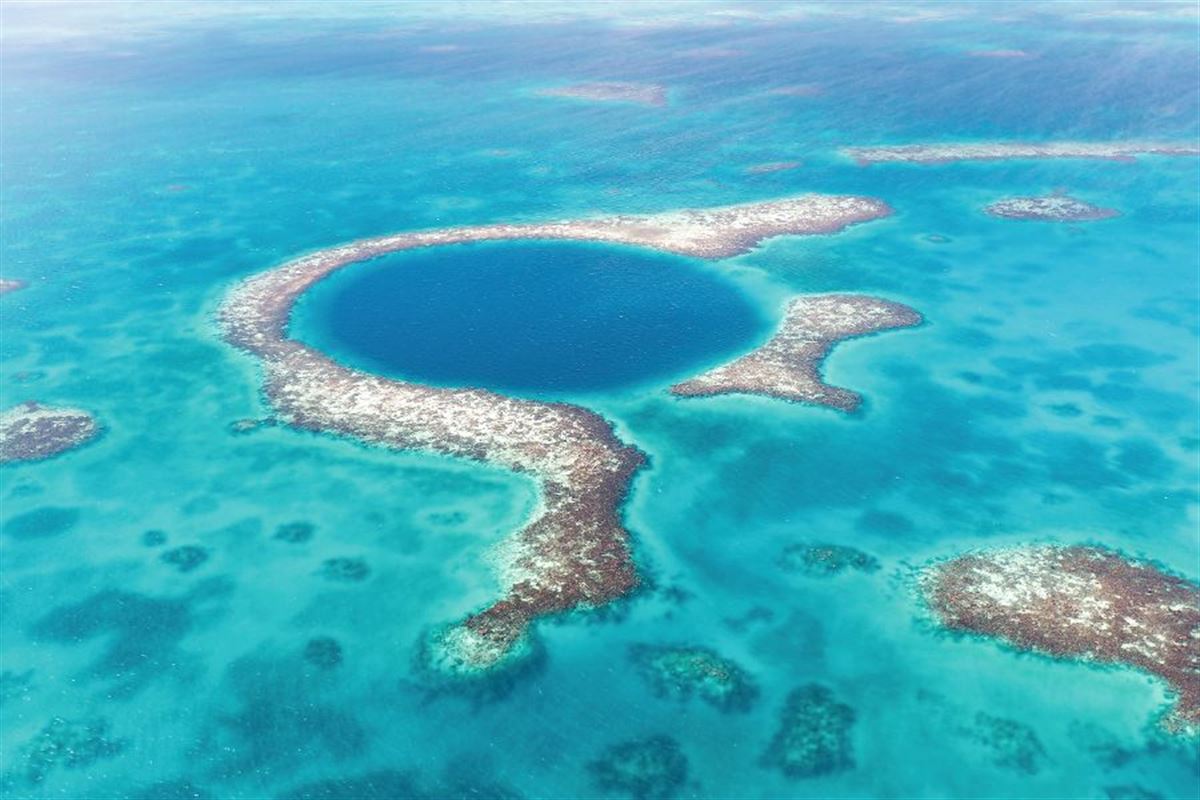 Great Blue Hole in Belize
