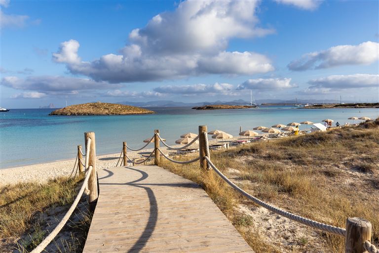 Balearen Inselkombi ©jonathanfilskov-photography/istock