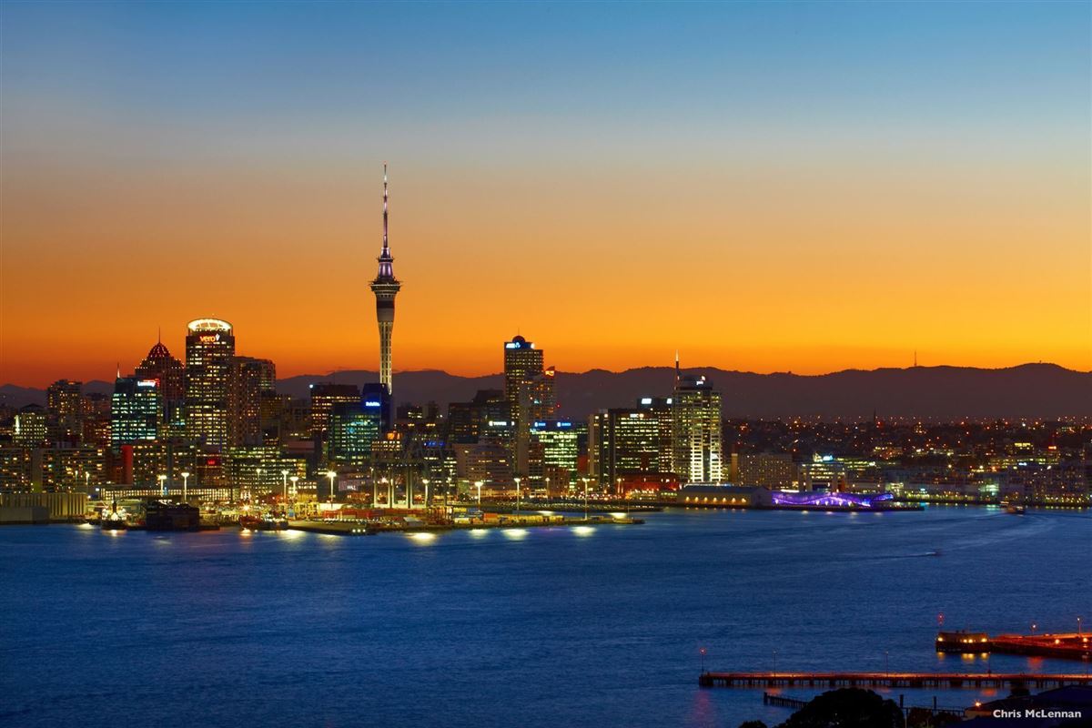 Auckland in der Dämmerung
