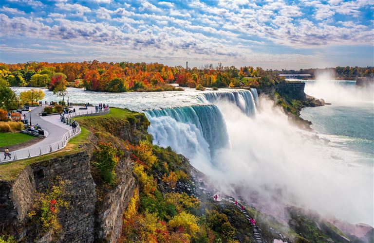 Indian Summer in Nordamerika - Farben, Wasserfälle © by Berge & Meer Touristik GmbH