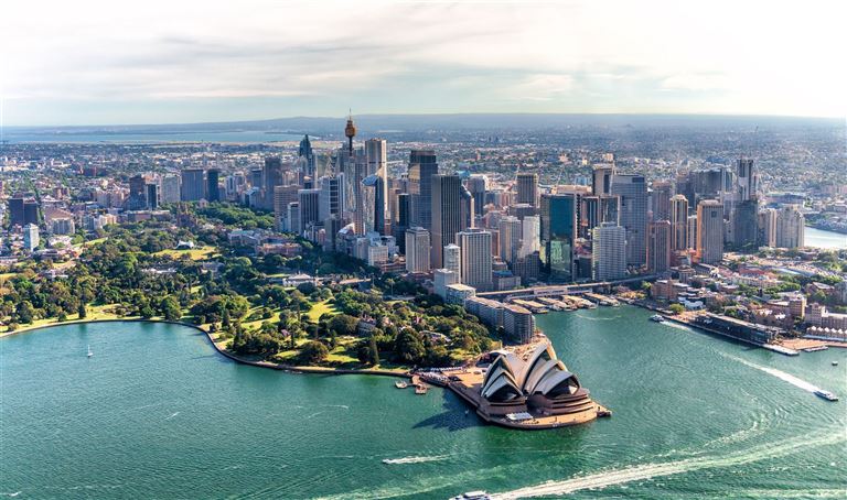 Sydney, Rock, Reef & Rail @ jovannig/adobestock