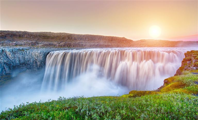 Naturschauspiele in Islands Norden – Rundreise
