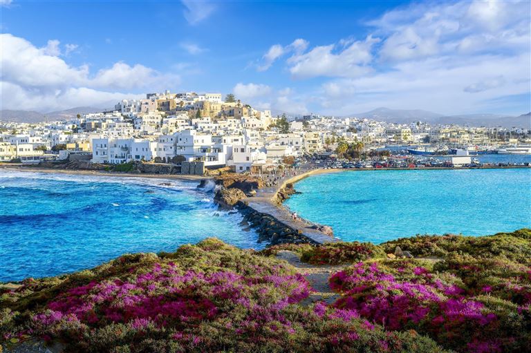 Kykladen-Inselhüpfen: Mykonos, Naxos, Santorin – Rundreise