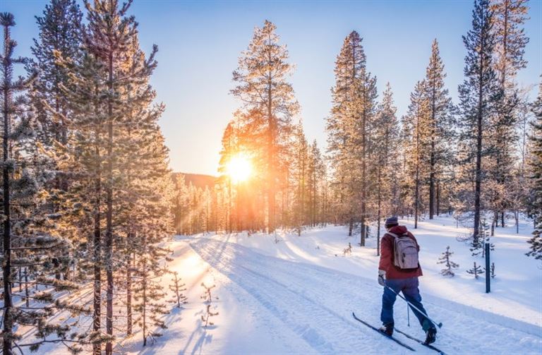 Winterabenteuer und Wohlfühlen am Saimaa-See @JFL Photography/adobestock