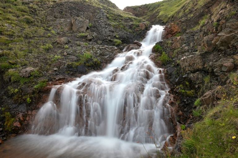 Wandern in Island @flavijus/istock