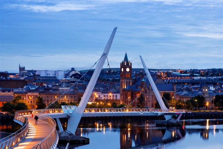 Die ausführliche Reise Irland & Nordirland @romrodinka/istock