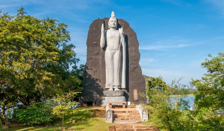 Highlights vom Löwenfelsen bis Galle – Rundreise