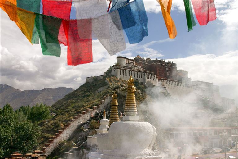 China, Tibet & Nepal - zwischen Gipfeln & Kultur © by Berge & Meer Touristik GmbH