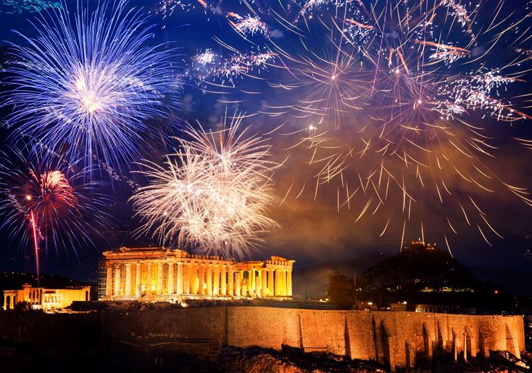 Neujahr unter der Akropolis @ Melinda Nagy  /adobestock