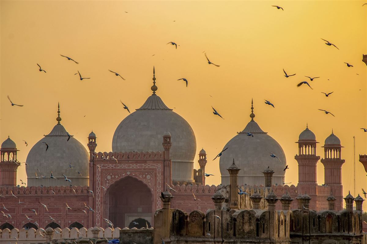 Faszinierende Aussicht auf die Badshahi-Moschee