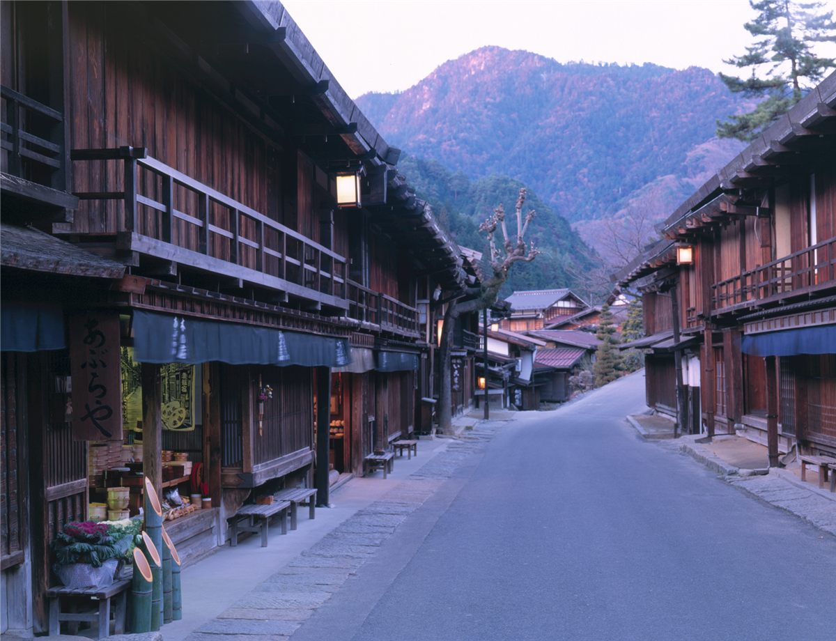 Dorfstraße in Japan