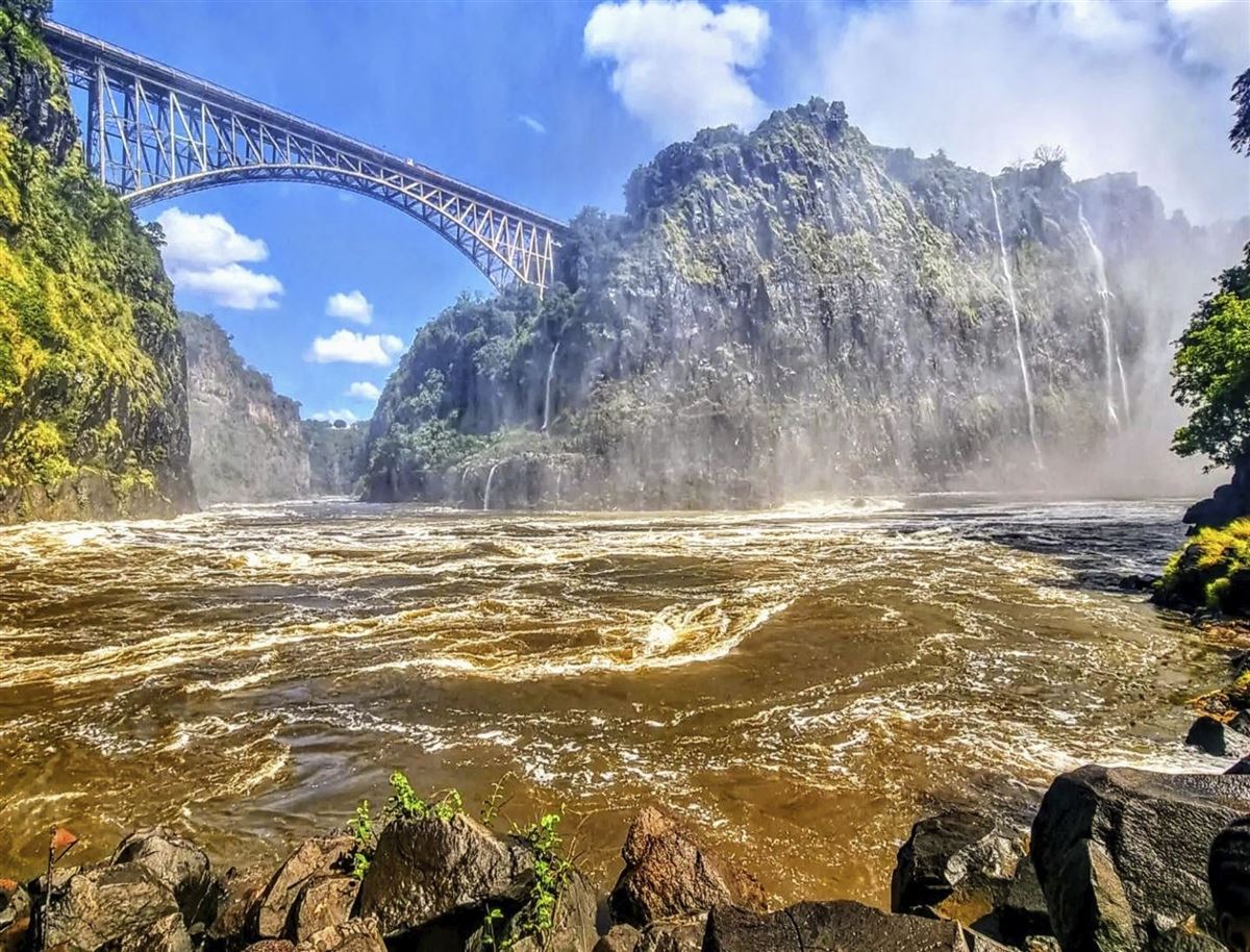 Brücke über dem Sambesi unterhalb der Victoriafälle