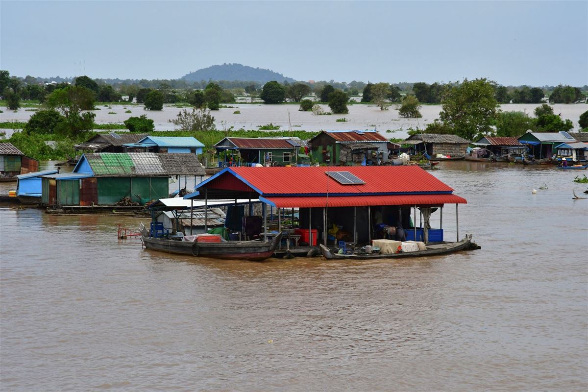 schwimmendes Dorf in der Nähe von Kampong Chhnang