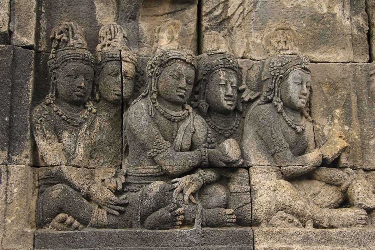 Relief im Borobudur-Tempel