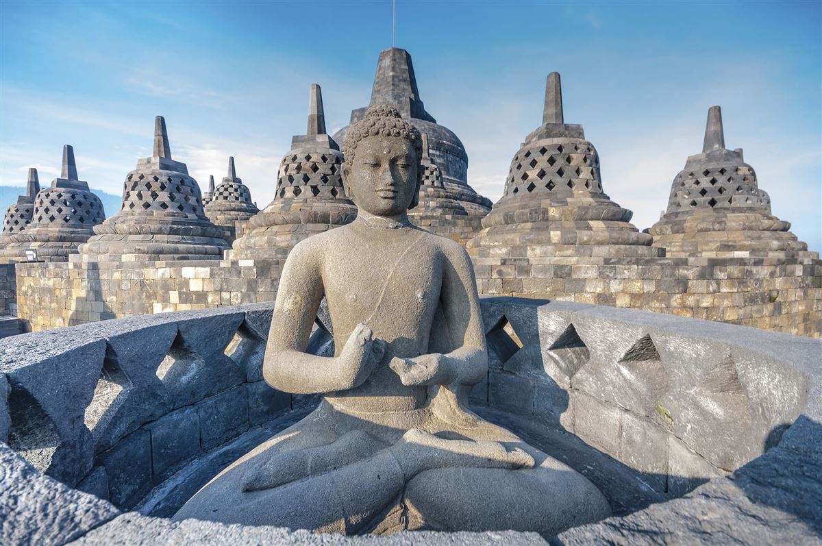 Buddha Statur im Tempel von Yogyakarta