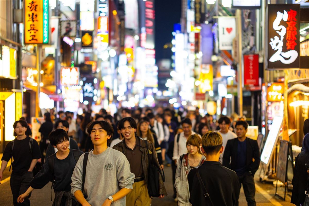 Nachtleben in Kabukicho, Shinjuku, Tokio, Japan