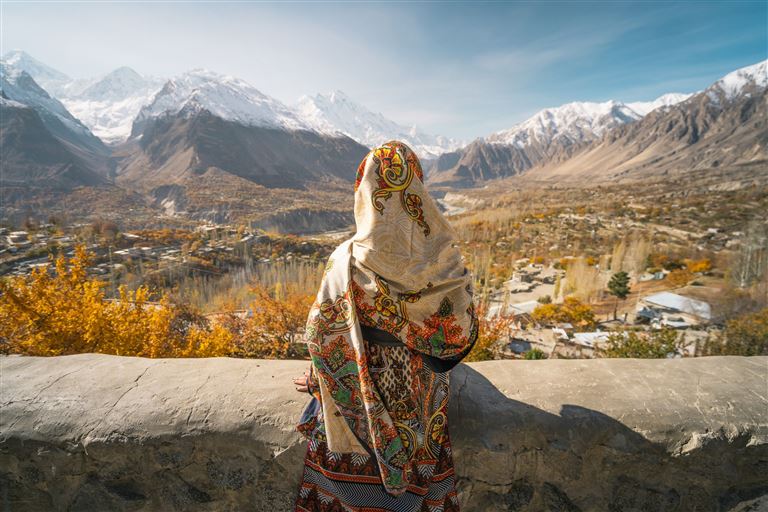 Farbenpracht und Vielfalt zu Füßen des Karakorum © by DIAMIR Erlebnisreisen GmbH