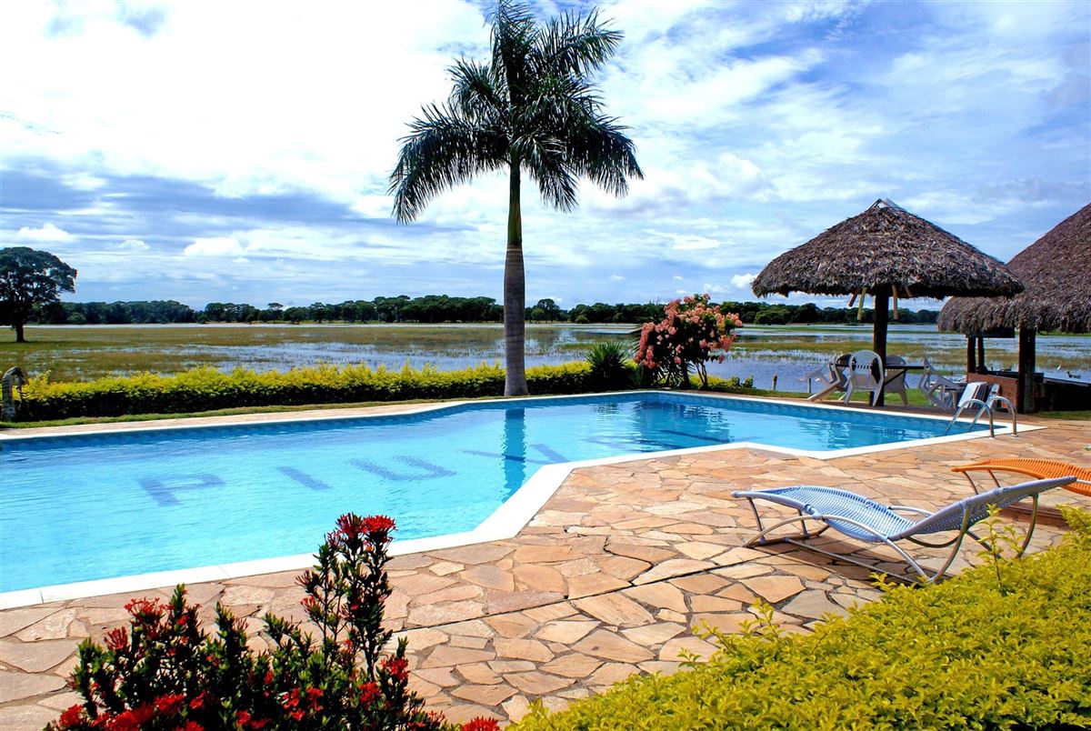 Pousada Piuval Pool