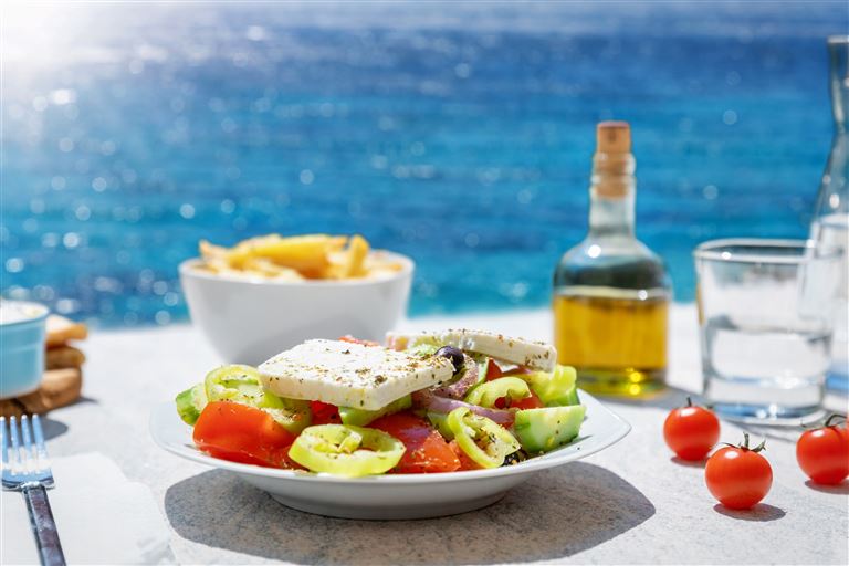 Griechenland für Singles und Alleinreisende @  moofushi /adobestock