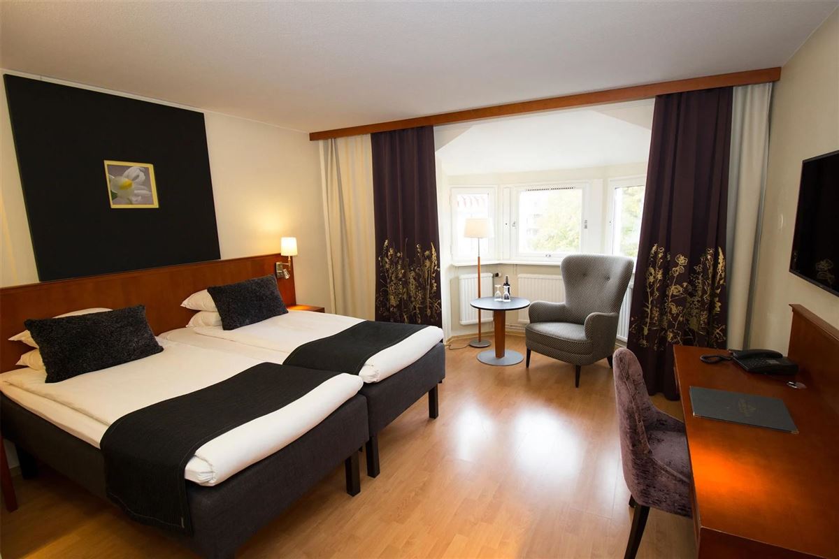 Grand-Hotel-Alingsas-Classic-Double-room-1