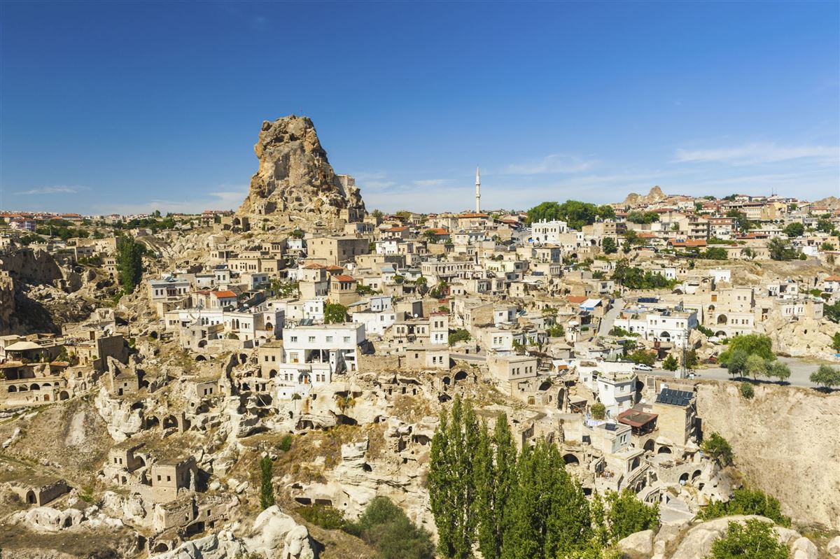 Blick auf die Burg Ortahisar in Kappadokien