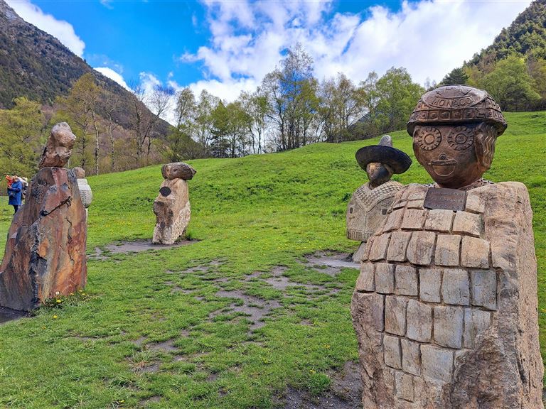 Auf außergewöhnlichen Wegen durch die Pyrenäen © by Berge & Meer Touristik GmbH