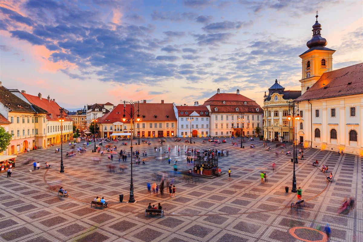 Großer Platz mit dem Rathaus in Sibiu, Siebenbürgen